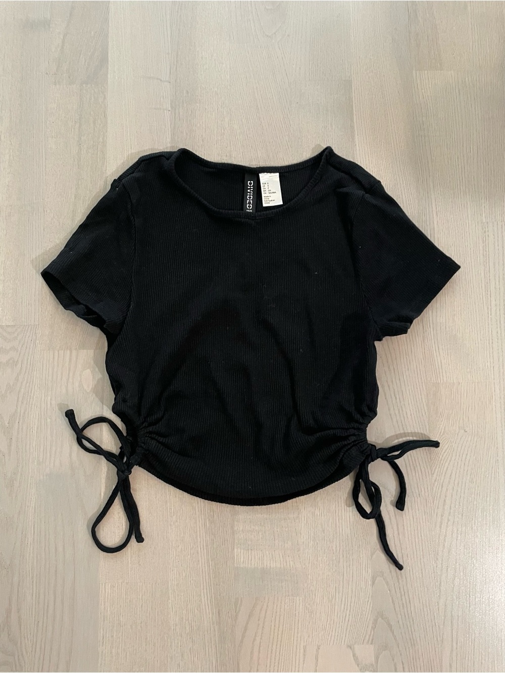 H&M Black Ribbed Side-Ties Detail Crop Top